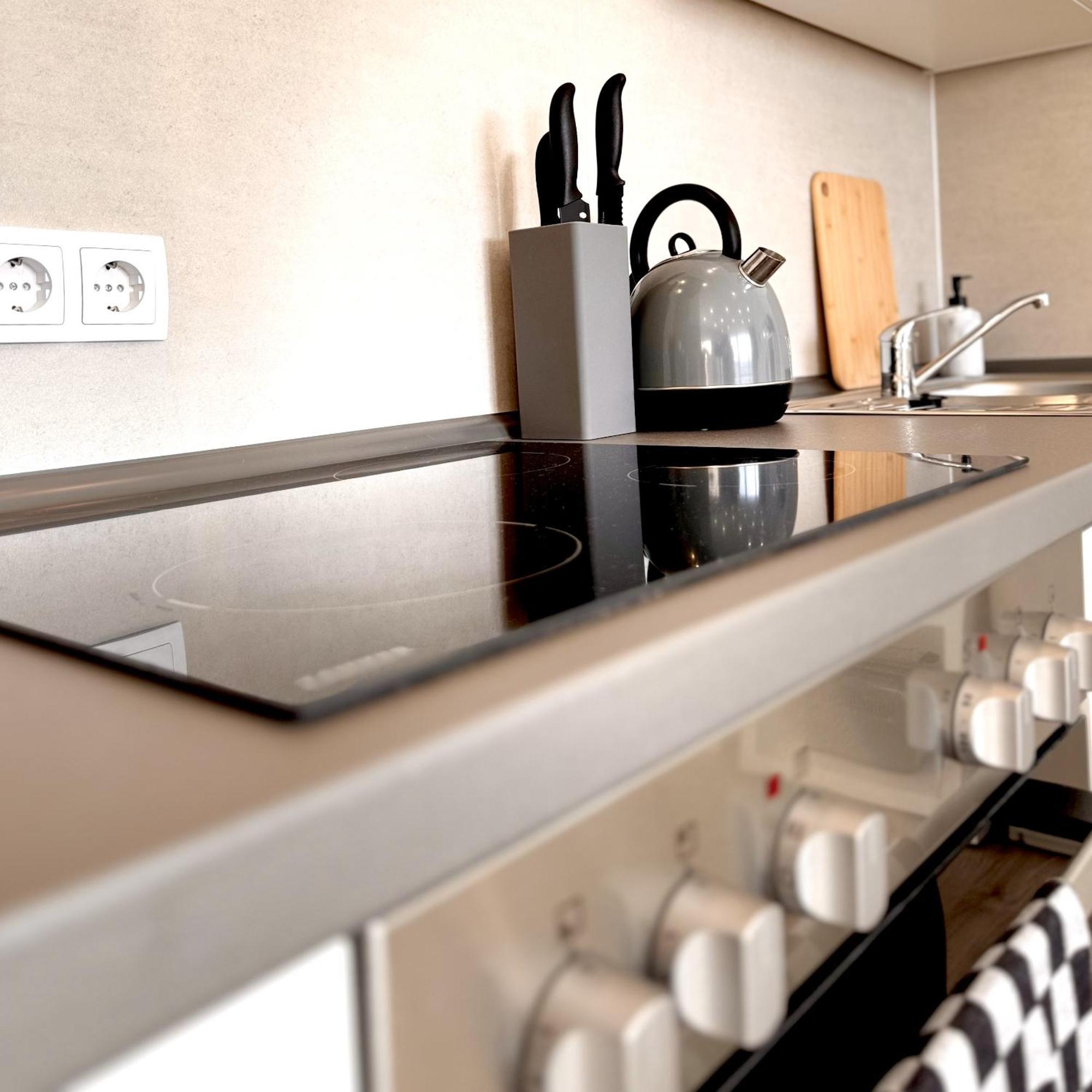 M&D Apartments Naehe Stadion Mit Balkon - Netflix - Kueche - Sunset View Καϊζερσλάουτερν Εξωτερικό φωτογραφία