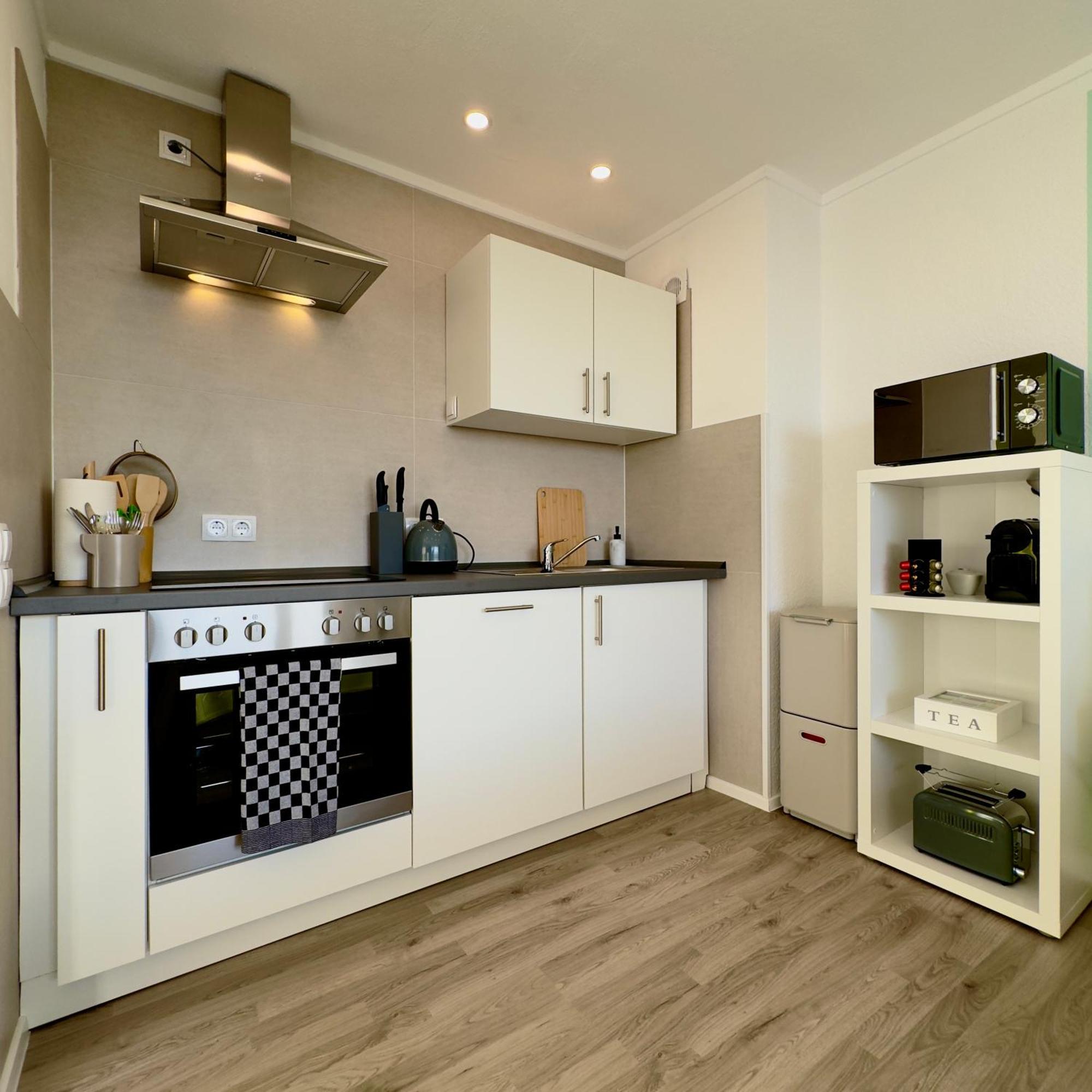 M&D Apartments Naehe Stadion Mit Balkon - Netflix - Kueche - Sunset View Καϊζερσλάουτερν Εξωτερικό φωτογραφία